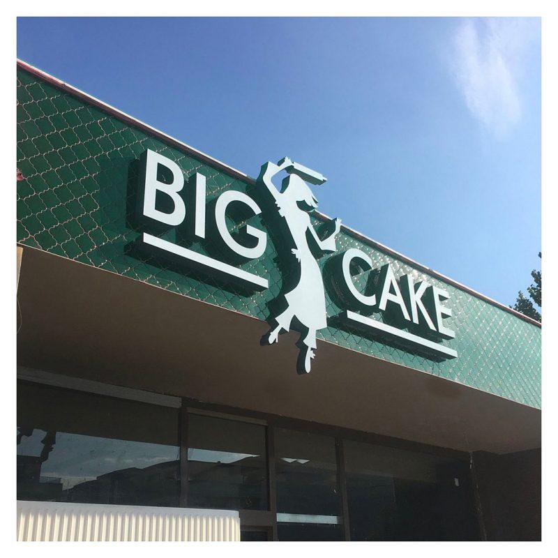 Big+Cake+İzmit+Şubesi+için+hazırladığımız+ışıklı+kutu+harf+çalışmalarımız+tamamlandı.+Big+Cake+ailesine+katılan+yeni+şubenin+hayırlı+olmasını+diliyoruz++Çalışmalarımız+hakkında+daha+fazla+bilgi+almak+için+ (1)