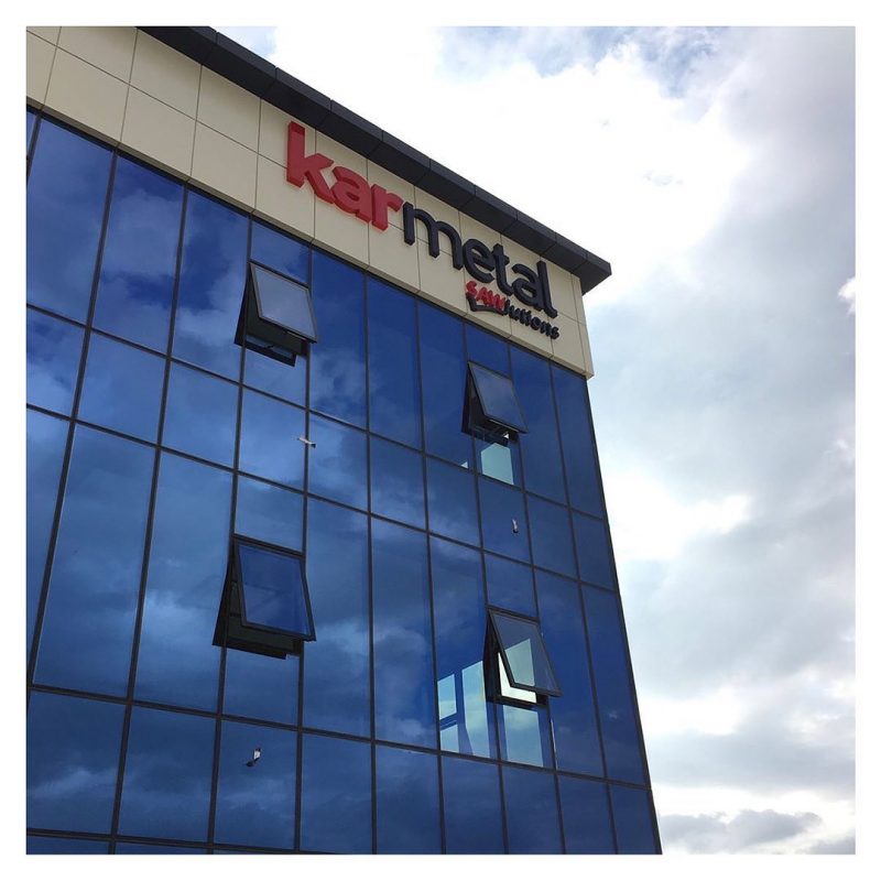 Karmetal’in+yeni+fabrikası+ve+ar-ge+merkezi+için+hazırladığımız+dış+cephe+kutu+harf+çalışmalarımızın+montajlarını+gerçekleştirdik.••••••#sign+#outdooradvertising+#açıkhavareklam+#kutuharftabela+#ışı (1)